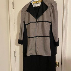 Women's Perception by Irene B Gray and Black Tweed 2-piece Dress Suit 16W